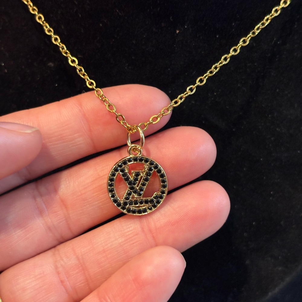 LV Necklace - Picture 2 of 4